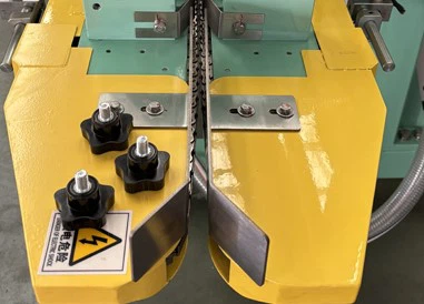 Carrier chain Carrier chain